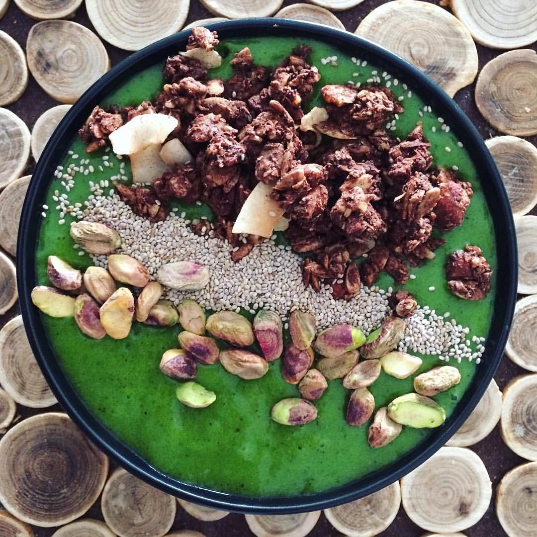 “The Hulk” Smoothie Bowl
